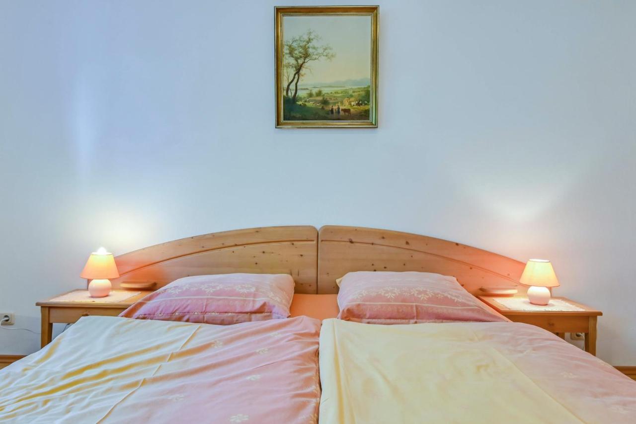 Katharinenhof Wohnung Kramer ガルミッシュ・パルテンキルヒェン エクステリア 写真