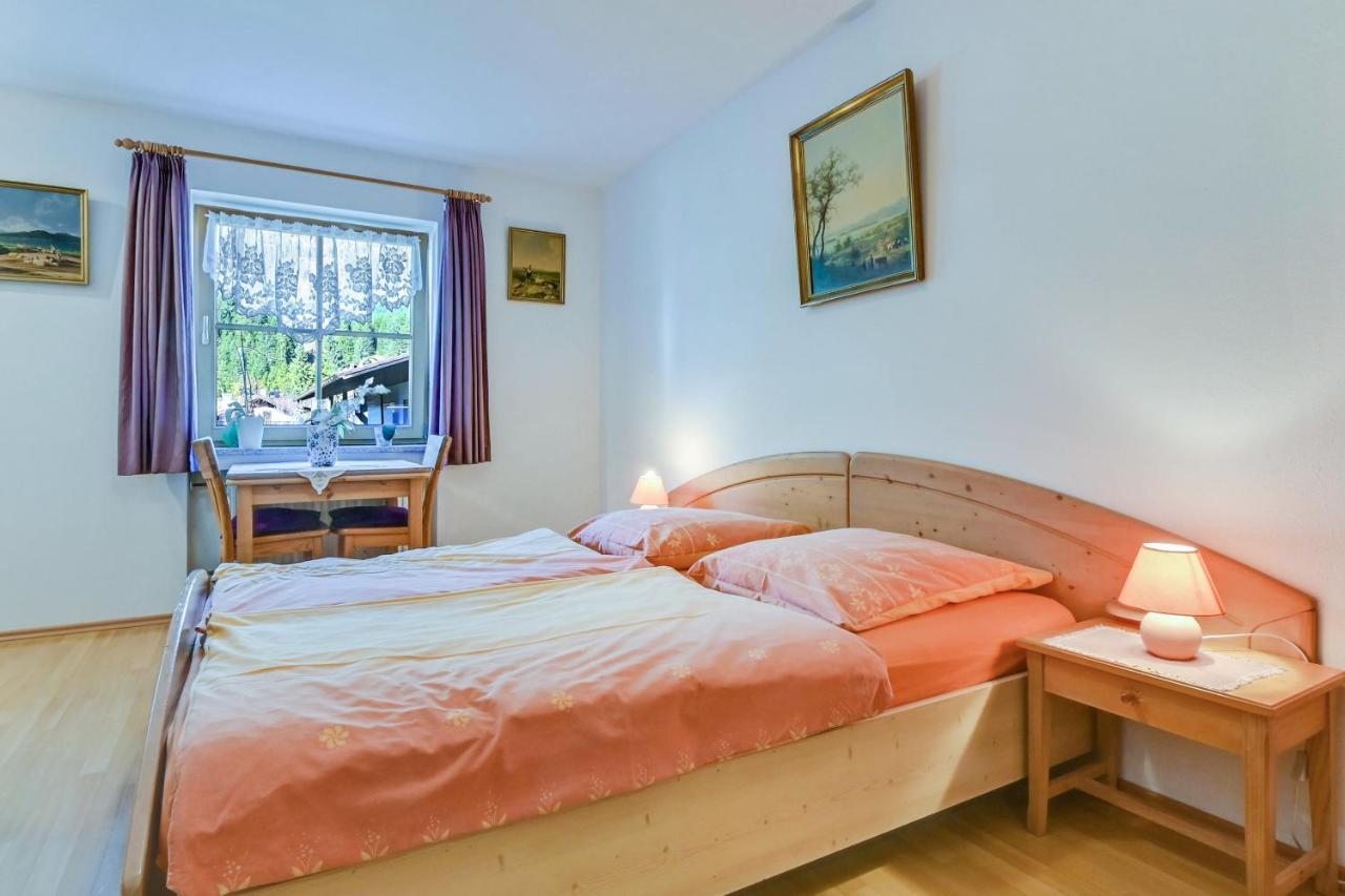 Katharinenhof Wohnung Kramer ガルミッシュ・パルテンキルヒェン エクステリア 写真
